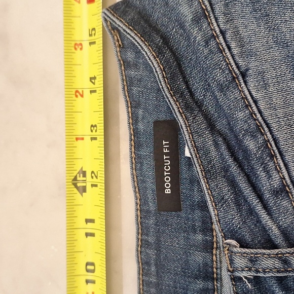 Judy Blue Dark Wash Distressed‎ Bootcut Fit Midrise Jeans Sz 14W Flare Stretch - Picture 4 of 9